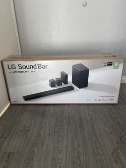 LG SP7R 7.1 Channel High Res Audio Sound Bar with Rear Speaker Kit