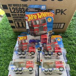 Hot Wheels Optimus Prime 
