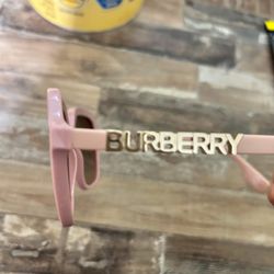 Burberry Sun Glasses