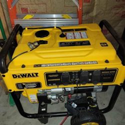 DeWalt DXGNR8000. 8kw generator