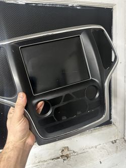 Dodge Cherokee 2017 8.4 Radio Bluetooth