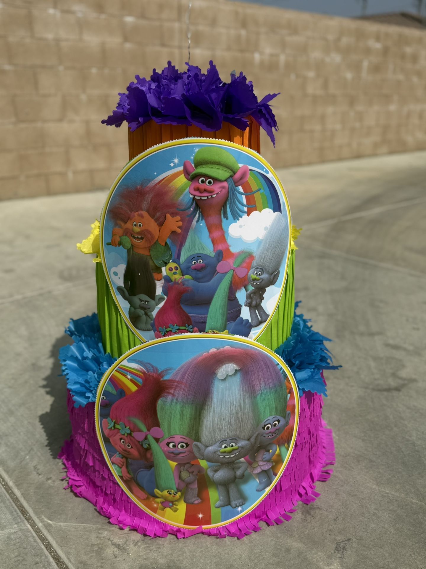 Trolls Pinata With Balls
