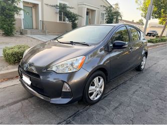 2014 Toyota Prius c