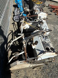 Hydraulic flat saws