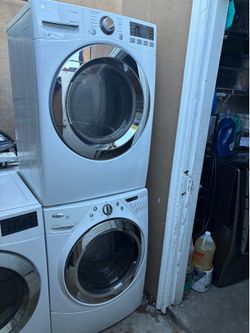 Whirlpool duet stackable washer and LG gas dryer
