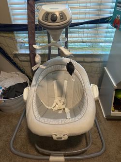 Baby bouncer