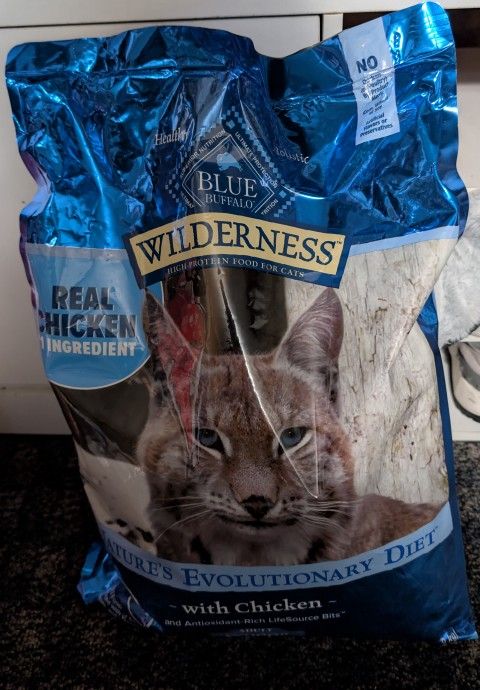Blue Buffalo Wilderness Indoor Adult Cat Food with Chicken