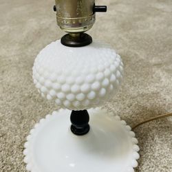 Vintage Fenton White Milk Glass Hobnail Lamp