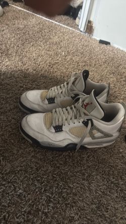 Jordan 4 White Cement