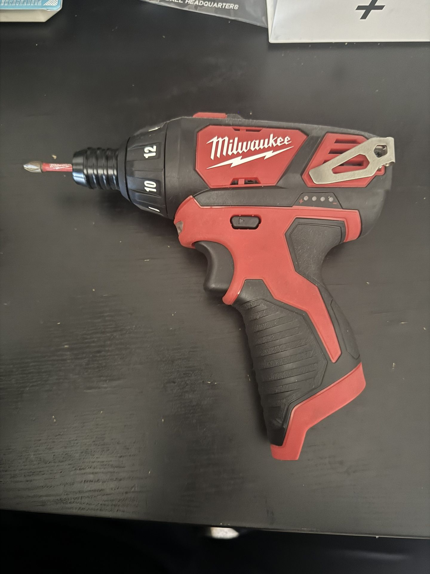 Milwaukee M12 Screwdriver