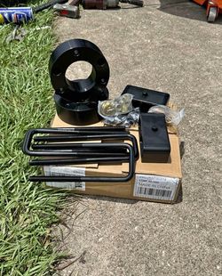 Leveling kits/lift kits