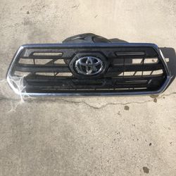 OEM 2016 Toyota Tacoma Grill