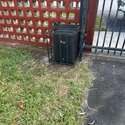 Electric gate shaking, dragging, or jamming? I fix chain, rollers, and tracks