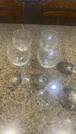 Wine Glasses (Romania)