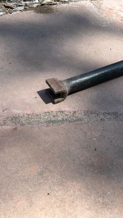Sprinkler underground valve key