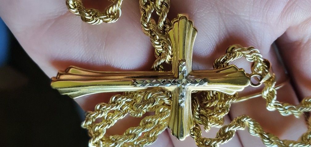 10k Gold Necklace