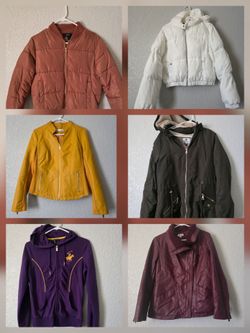 Chamarra de cuero y de mezclilla y de algodón son 17
 piezas por todoson  $19 talla sy M y L jacket