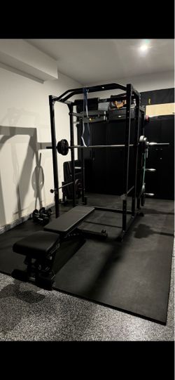 REP squat rack, bench, plates / Rogue barbell / eleiko collars
