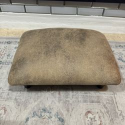 NEW*YOYETECO Small Foot Stool Ottoman With Stable Wood Legs Upholstered Footstool Padded FootRest 
