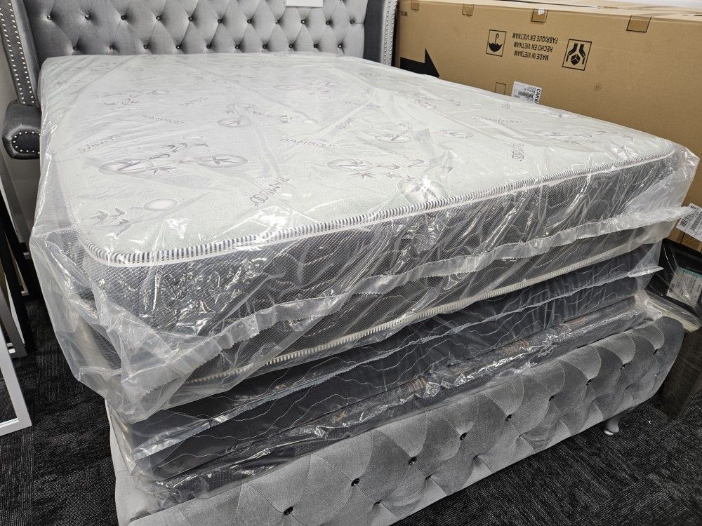 Queen Size 11 Inches 2 Sided Mattress With Boxspring Special
