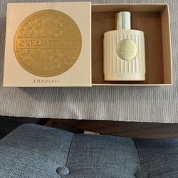 Cream Velvet Khadlaj