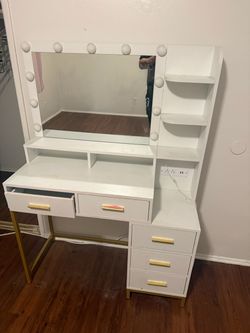 Vanity with Mirror