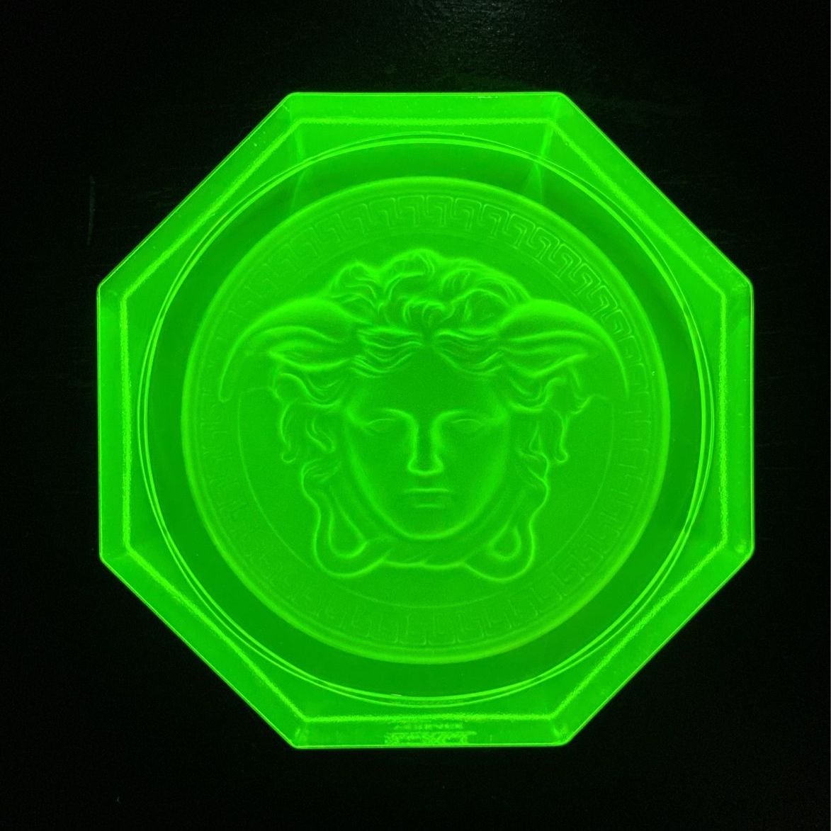 Rare Versace Rosenthal Uranium Vaseline Glass Medusa Coaster for