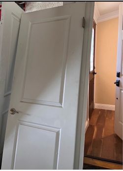 INTERIOR DOORS in good condition <>< VARIOUS SIZES <>< Please, see the listing description for sizes