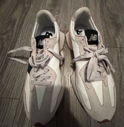 New Balance Women size 8