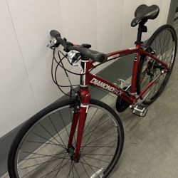 Diamondback Hybrid Bike - 21 Speed