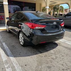 2013 Hyundai Elantra Limited 