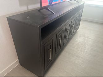 72" tv/stand  $200 obo