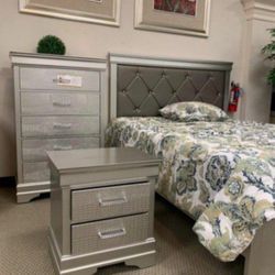 NEW QUEEN SIZE BEDROOM SET WITHOUT MATTRESS AND FREE DELIVERY 