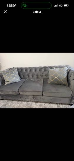 sofa like new