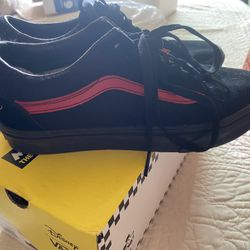 Disney Vans 7.5