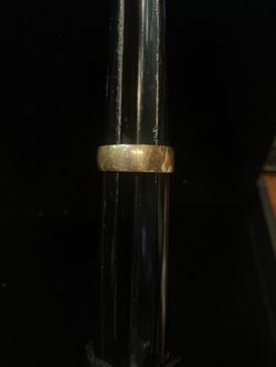 10k gold ring #111493-2 MJ