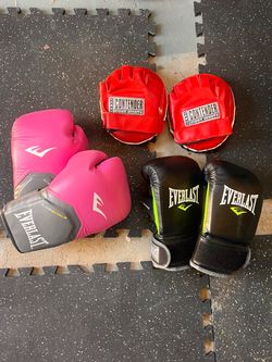 Boxing Gear Bundle — 2 Pairs Everlast Boxing Gloves + Contender Focus Mitts