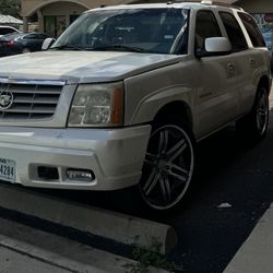 2005 Cadillac Escalade