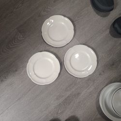 Johnsson Bro's Vintage Plates X 3