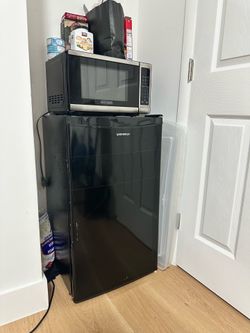 Upstream Mini-fridge