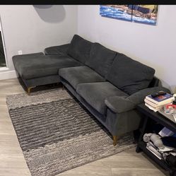 Sectional Sofa (Like New condition)