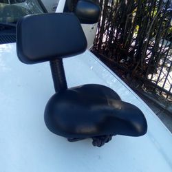 Bike seat with backrest