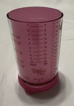 PAMPERED CHEF PINK MEASURING CUP