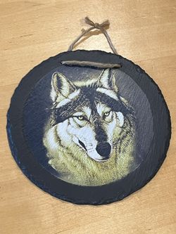 Wolf -Slate Rock Wall Hanging