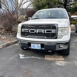 I’m Selling This Truck Cause The Engine Died .  Motor 3.5 Year 2011