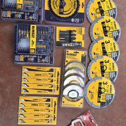 Dewalt Goodies 