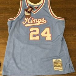 Sacramento Kings XL Reggie Theus