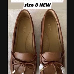 Michael Kors Women's Sutton Moccasin Flat Loafers size 8 NEW serious inquiries only please  Pick up location in the city of Pico Rivera 