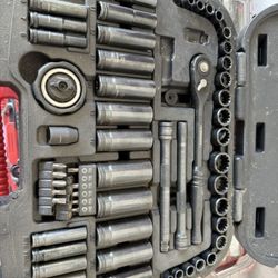 Husky Socket Set