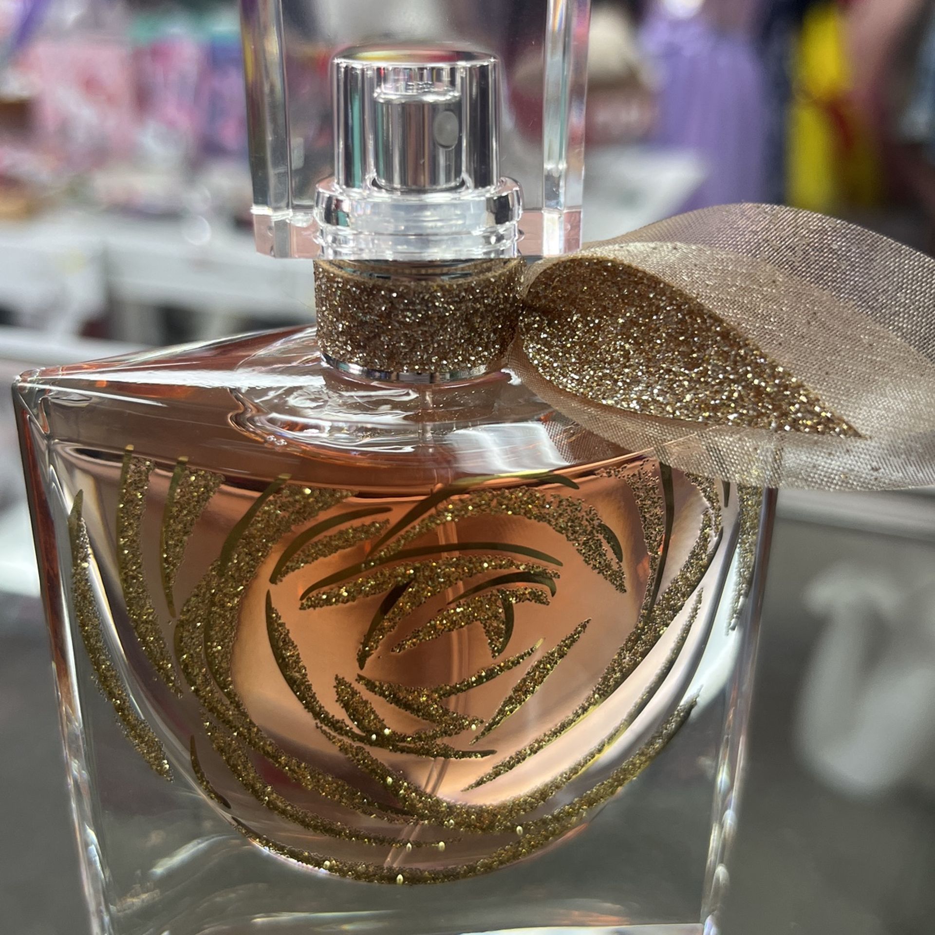 La Vie Est Belle Perfume